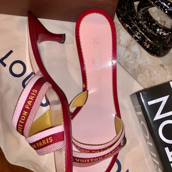 Louis Vuitton Tri- Color Slide - Picture 3 of 9